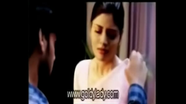Sizzling Bhabhi’s Secret Rendezvous with Abhishek
