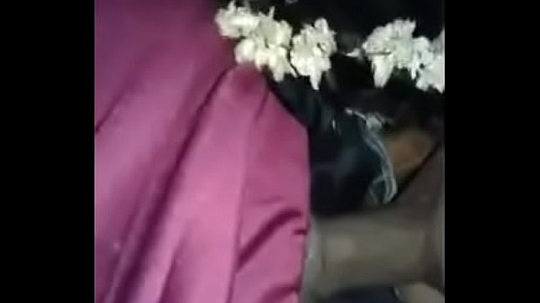 Sultry Indian Bhabhi Gives a Silky Smooth Blowjob