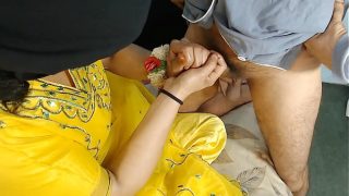 Sizzling Indian bride pleasures her well-endowed brother-in-law with a sensual handjob during her wedding mehndi night