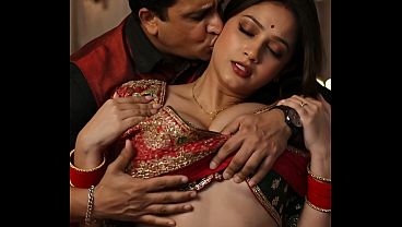Sizzling Desi Bengali Bhabhi’s Boobs Pressed in Steamy Romance