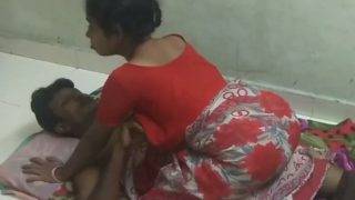 Desi couples getting railed raw and nasty