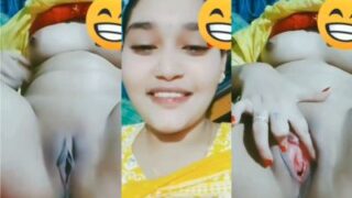 Village chick’s dirty video call sex MMS with some random guy