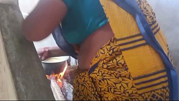 Indian housewife bhabhi getting raw and nasty in bed