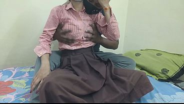 Indian college student gets fucked by boyfriend in room, dirty hindi sex