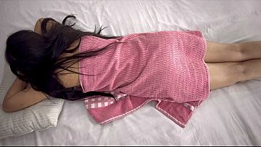 NRI babe gets her ass rubbed by the waiter, then he pounds her wet pussy and huge ass