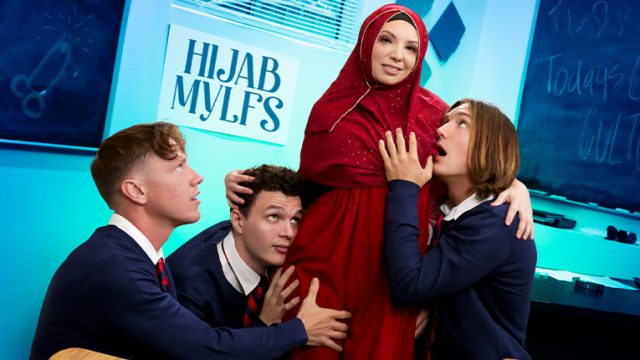 Hijab Mylfs – Only a Real Woman Knows How to Handle Three Cocks at Once