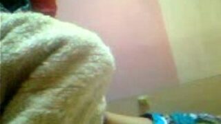 Indian girlfriend gives her boyfriend an expert blowjob like a total pro