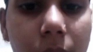 Watch this cute desi girl’s hot nude bath clip