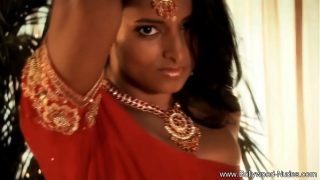 Hot little Indian vixen from the east, ready to make you sweat
