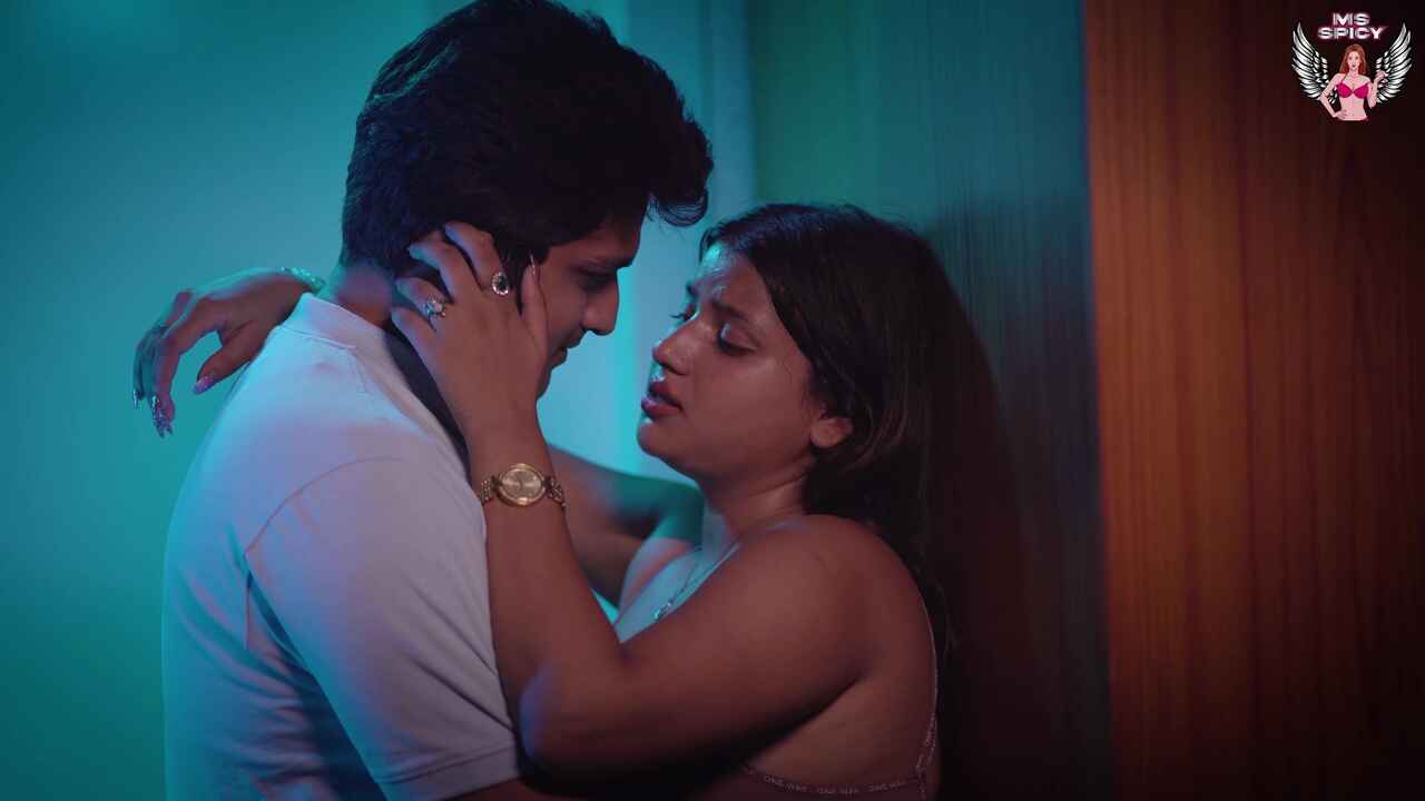 Bumble ke saath kambal mein 2024 MsSpicy ka garam Hindi XXX video