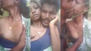 Watch a hot desi couple fucking in the bush, outdoor bangla sex video