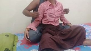 Collage girl gets her wet pussy fucked by cute Yang babe in deshi village sex video