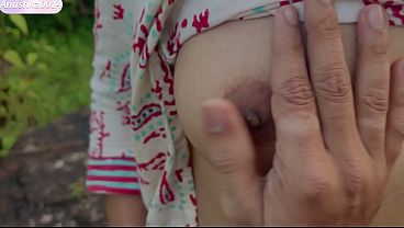 Desi village slut gets fucked in the forest